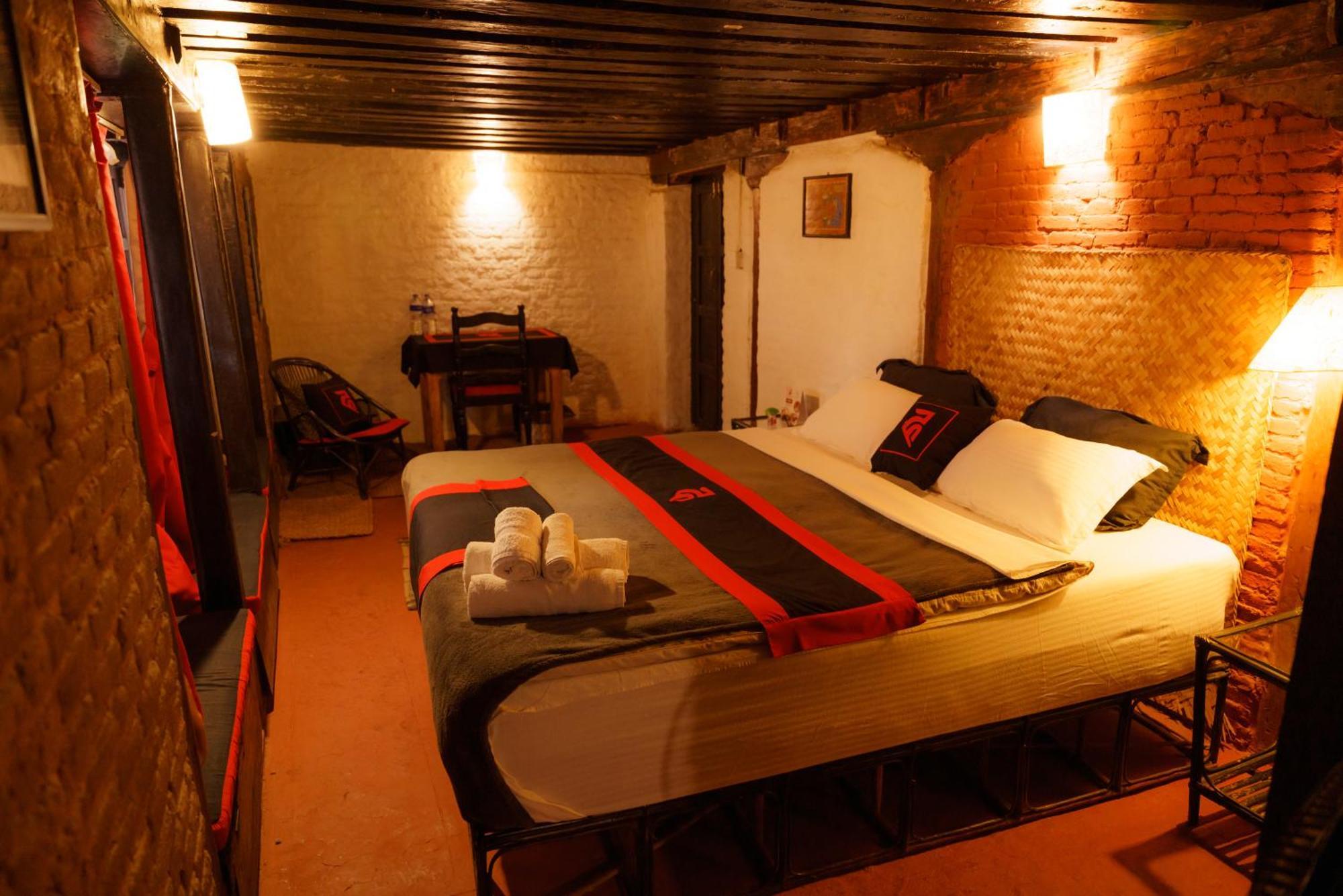 Hira Guest House Lalitpur Exterior foto