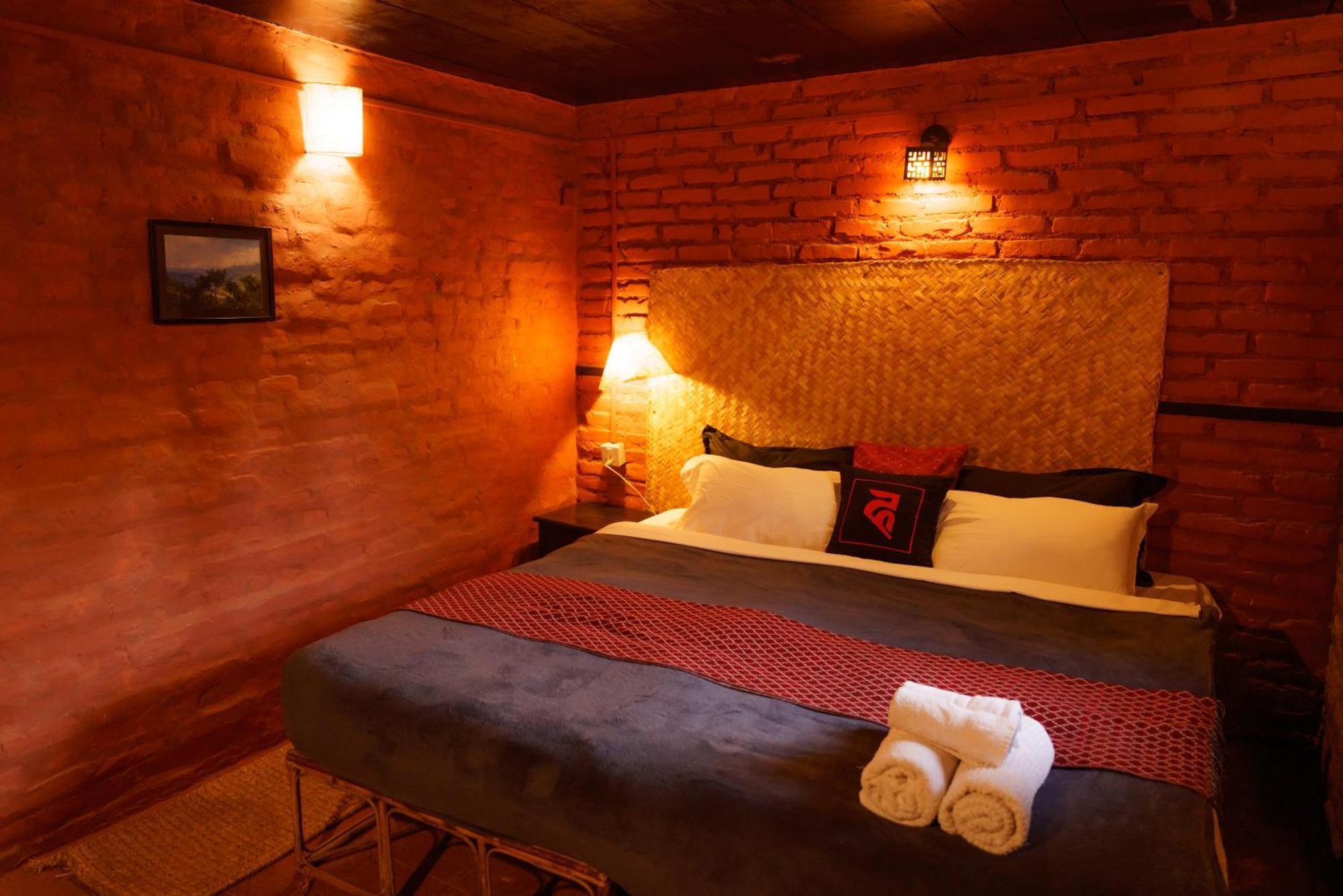 Hira Guest House Lalitpur Exterior foto
