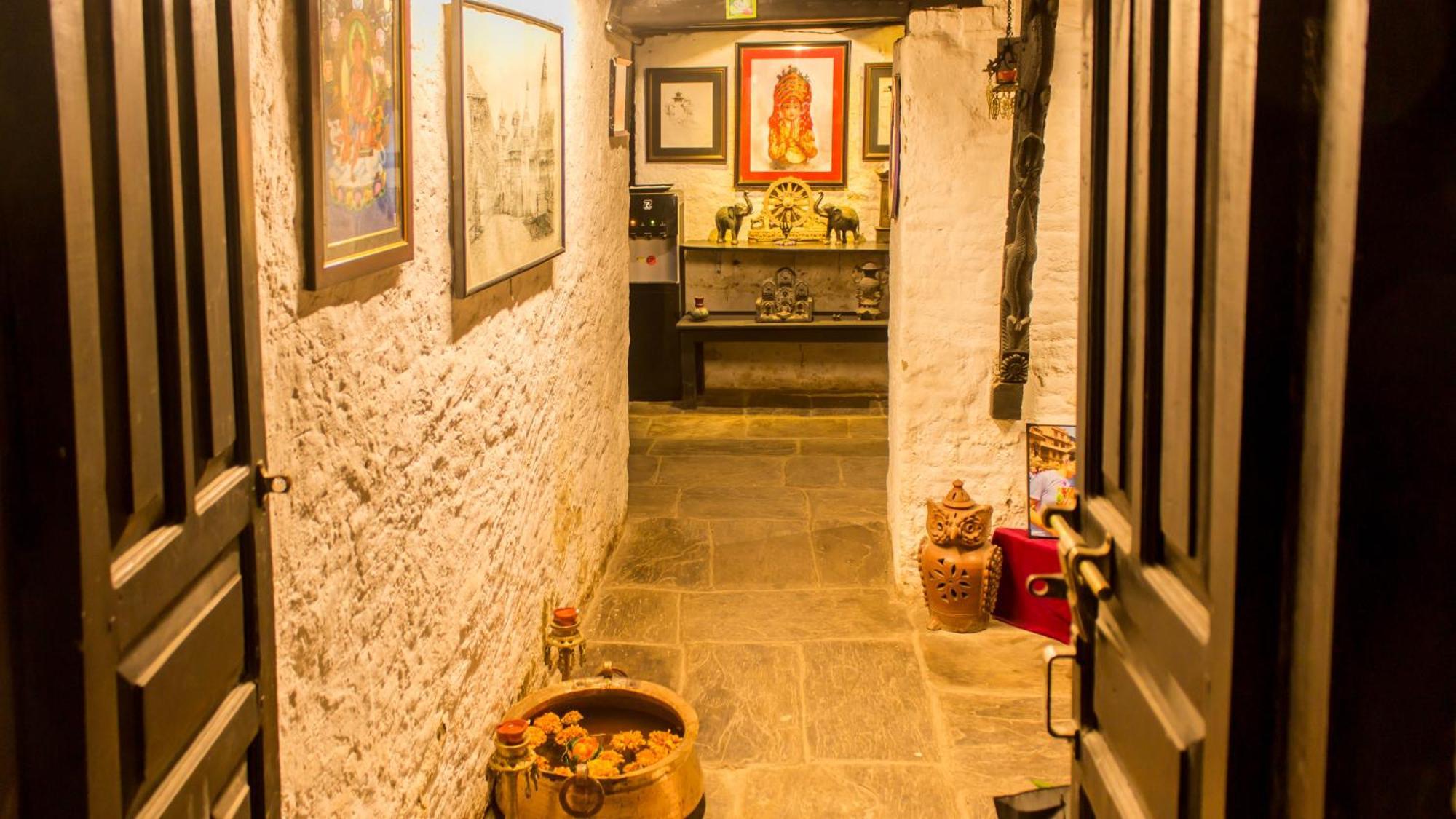 Hira Guest House Lalitpur Exterior foto